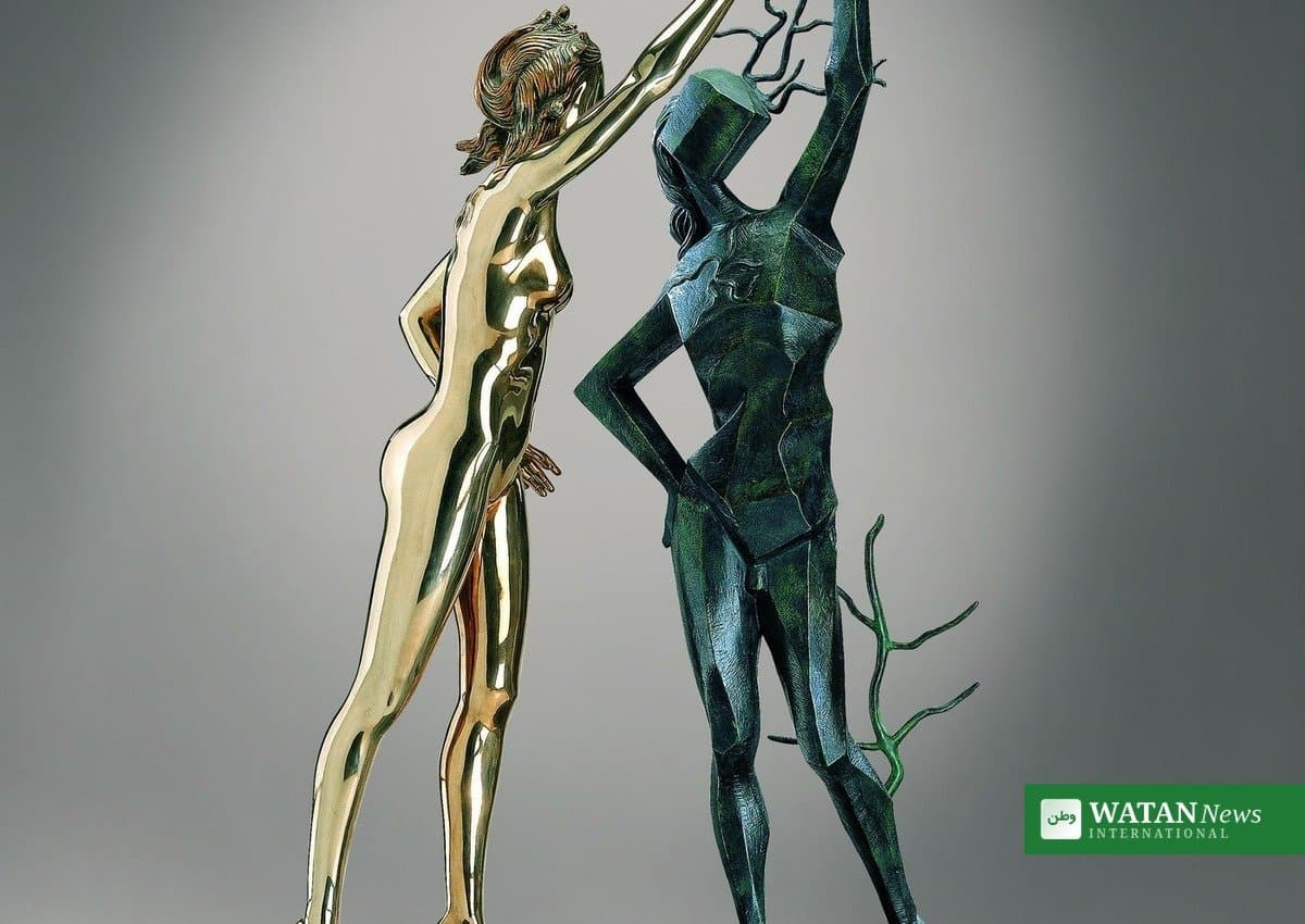 Thieves Steal Salvador Dalí’s 330-Pound Bronze Book Cover From French Museum