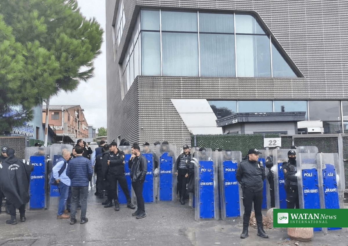 Turkish Police Raid Opposition Broadcaster Halk TV, Appoint Trustee as Live Broadcasts Halted